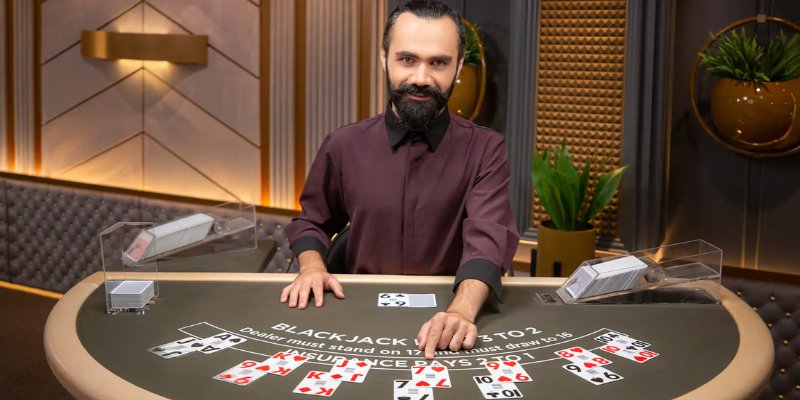 Blackjack HitClub - Cách Thắng Trắng Và Bí Quyết Hiệu Quả 1 Blackjack HitClub - Cách Thắng Trắng Và Bí Quyết Hiệu Quả